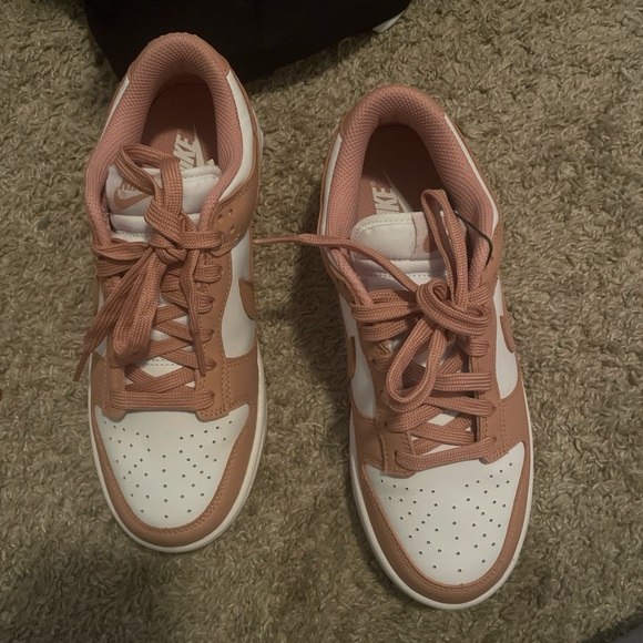 Dunk low W 7.5/M 6. Rose Whisper - Picture 4 of 7